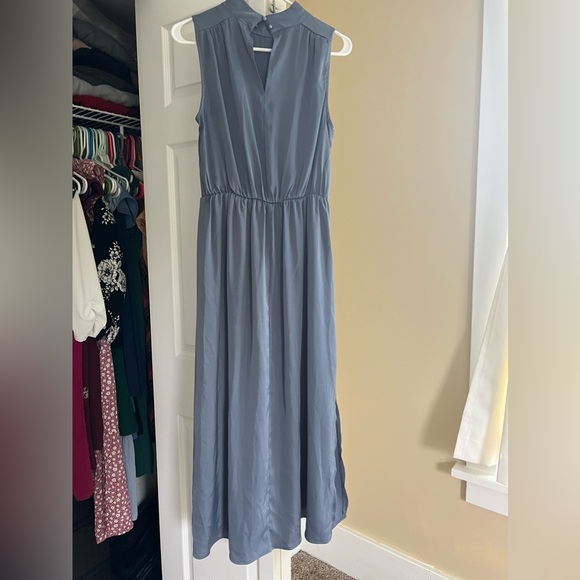 Amazon Dress - Picture 2 of 3